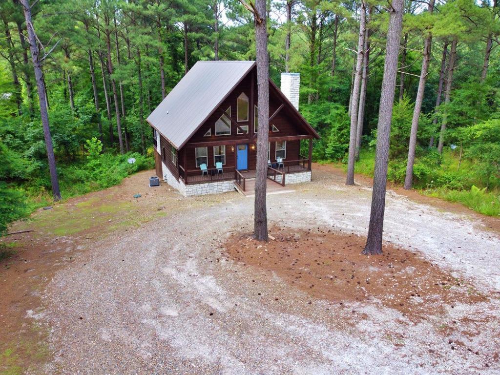 Stunning Luxury Cabin W Hot Tub And Fire Pit Holy Shiplap Is Perfect Romantic Couples Getaway Broken Bow Zewnętrze zdjęcie